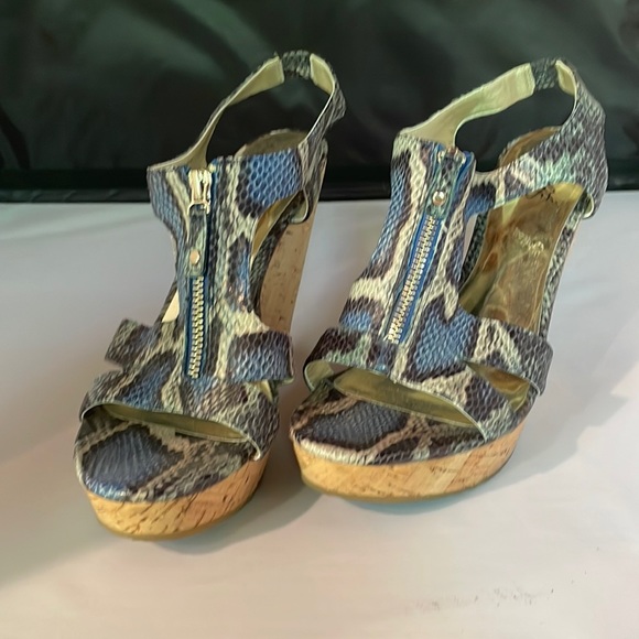 Carlos Santana Shoes - Carlos Santana wedges